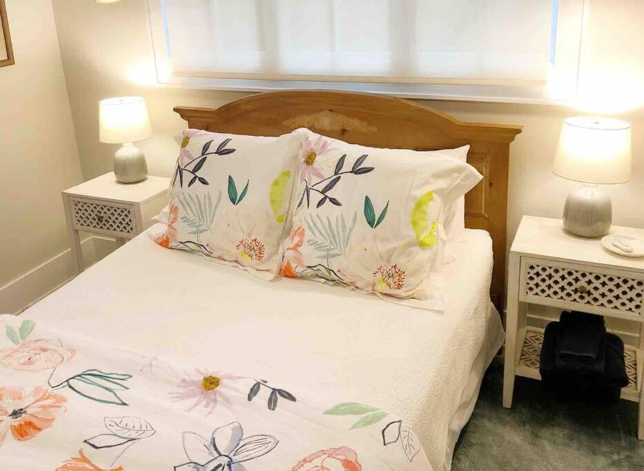Liz Lane Cottage- Entire Guesthouse Charleston Exteriér fotografie
